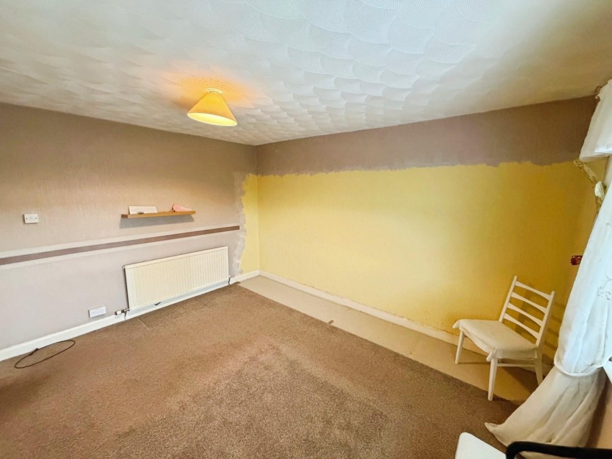 Kronsbec Avenue, Little Sutton