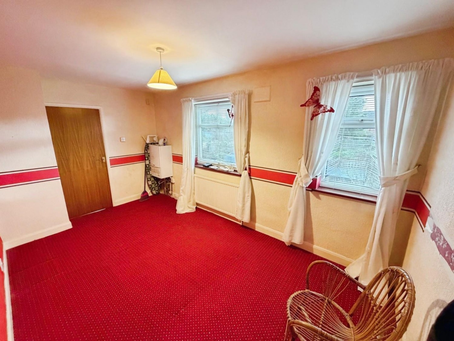 Kronsbec Avenue, Little Sutton