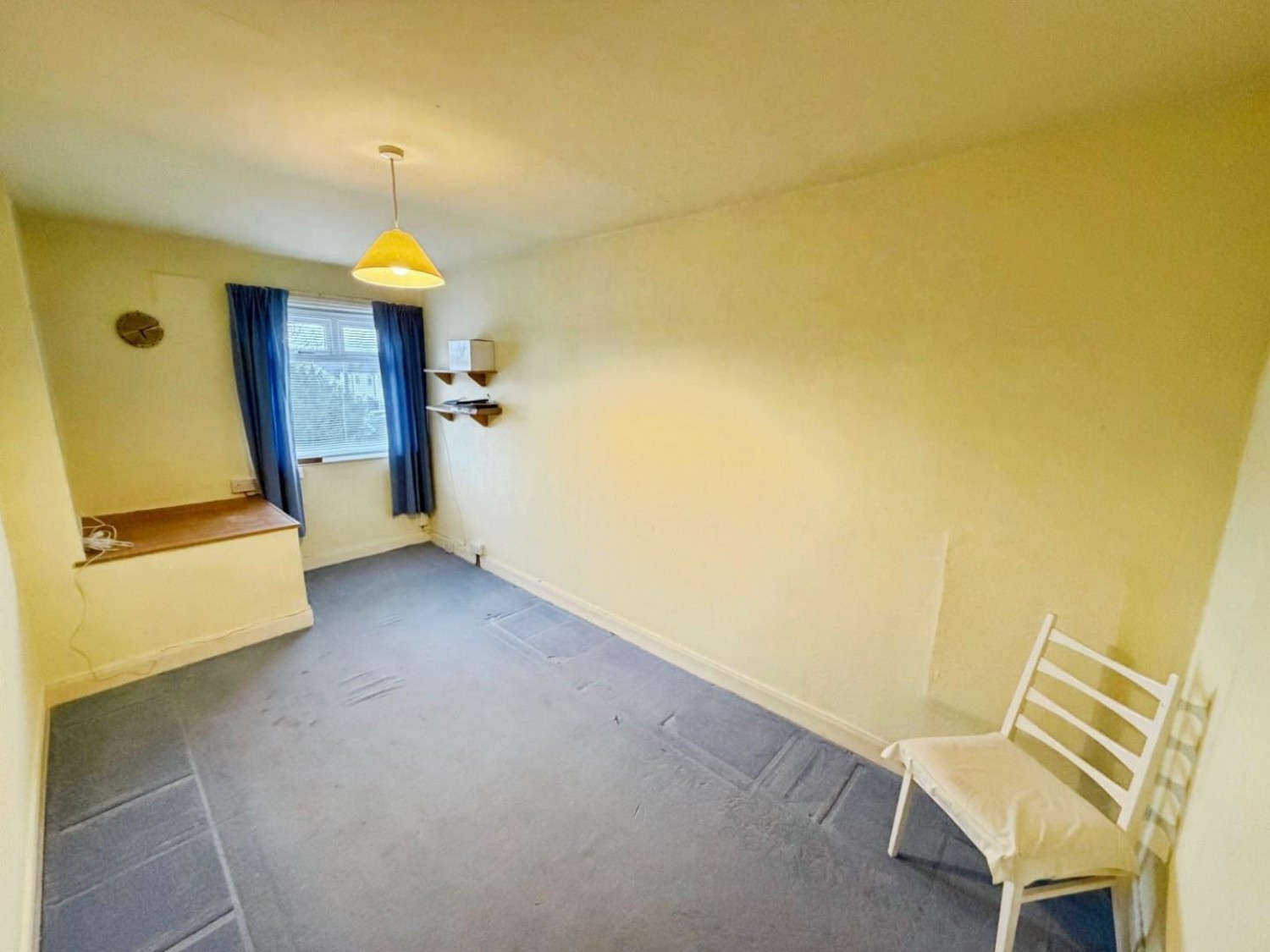 Kronsbec Avenue, Little Sutton