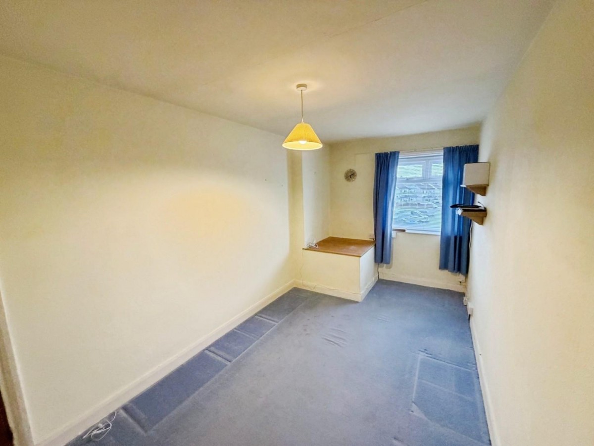 Kronsbec Avenue, Little Sutton