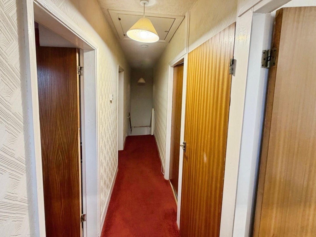 Kronsbec Avenue, Little Sutton