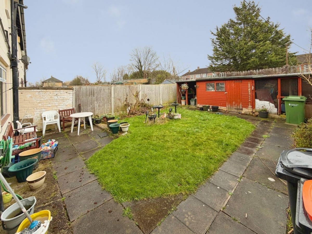 Kronsbec Avenue, Little Sutton