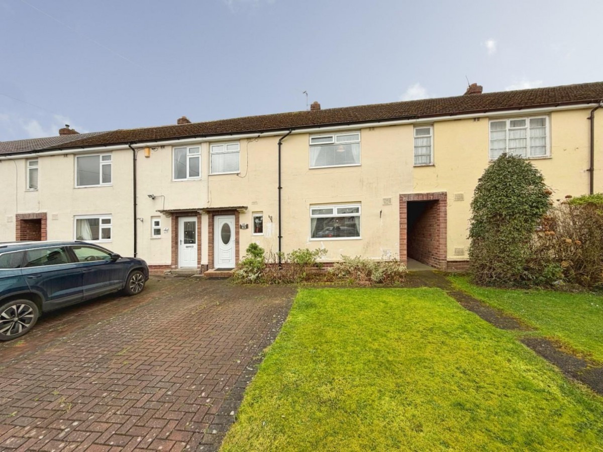 Kronsbec Avenue, Little Sutton