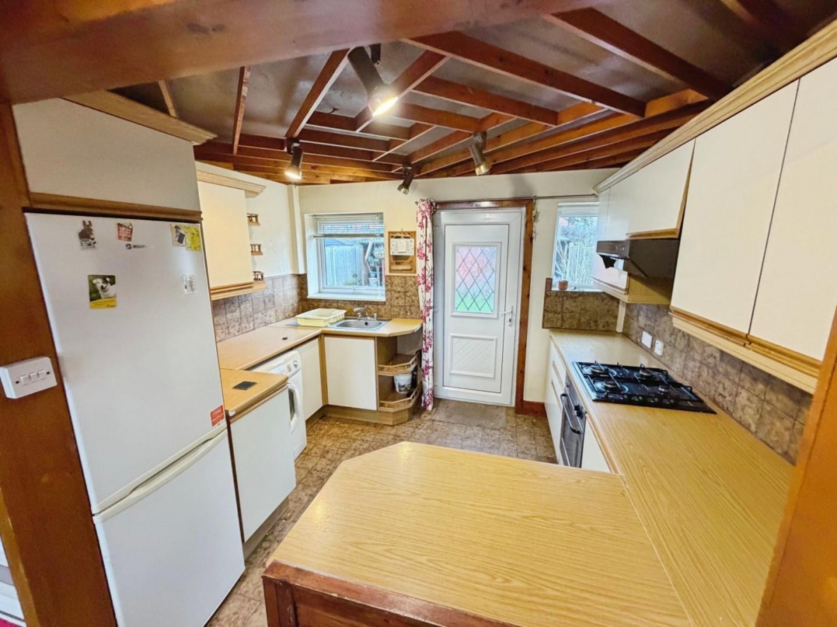 Kronsbec Avenue, Little Sutton