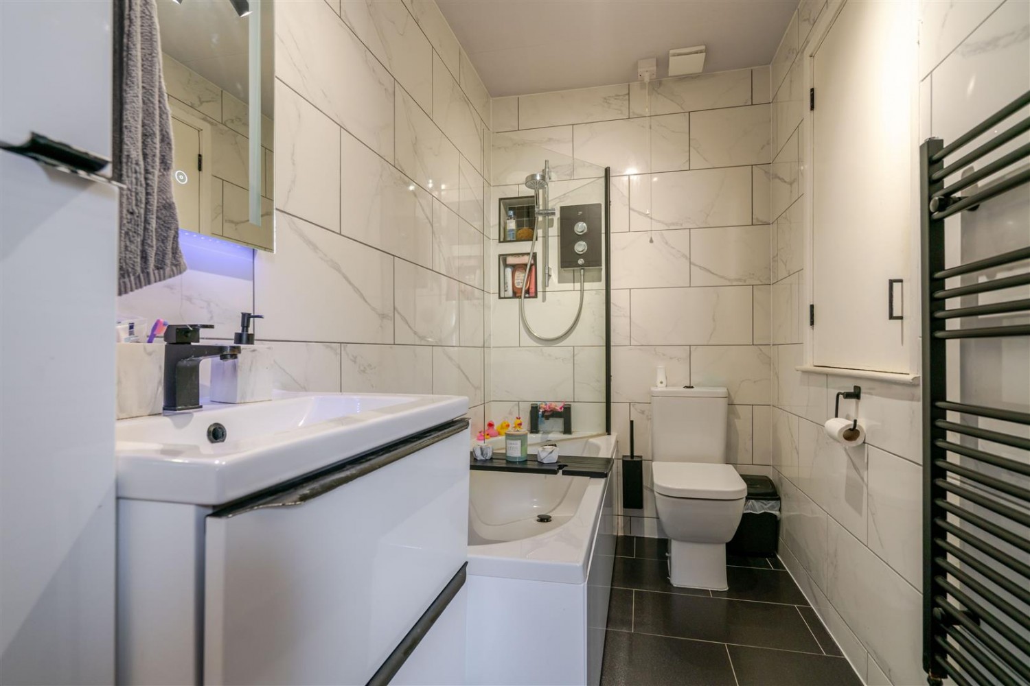 Rogerton Close, Leigh
