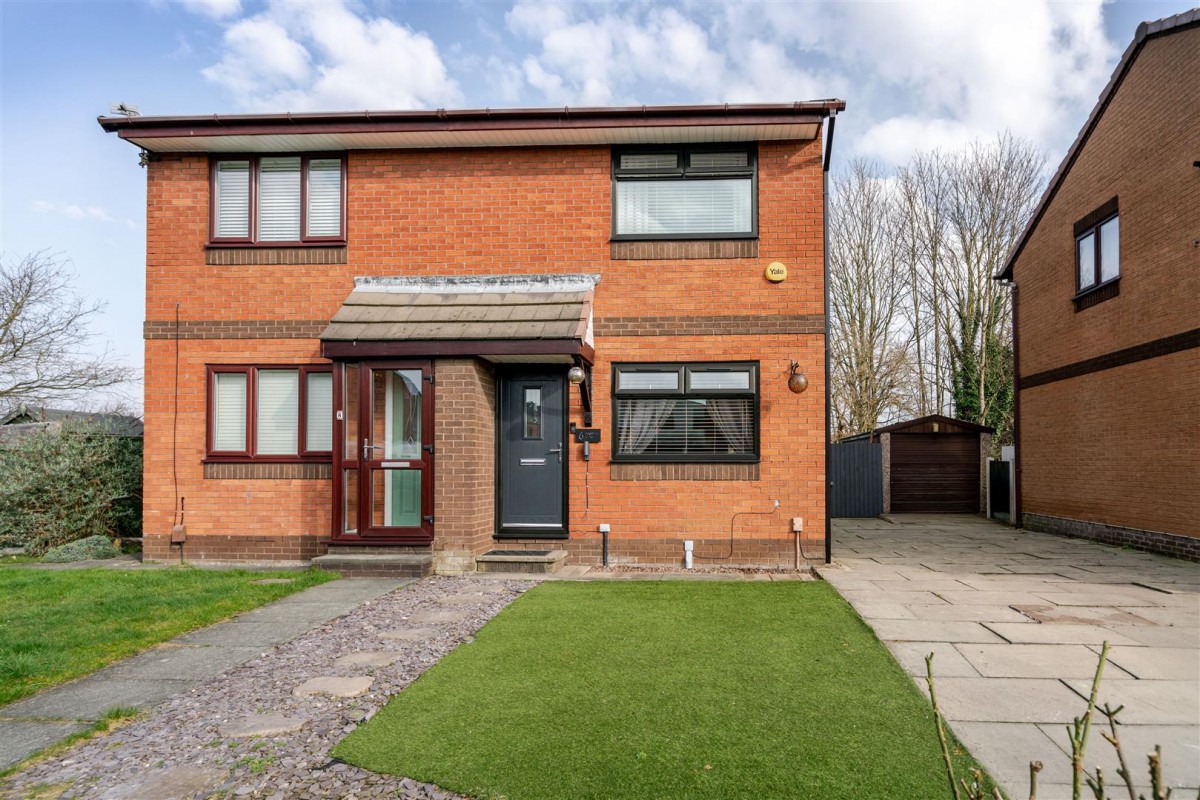 Rogerton Close, Leigh