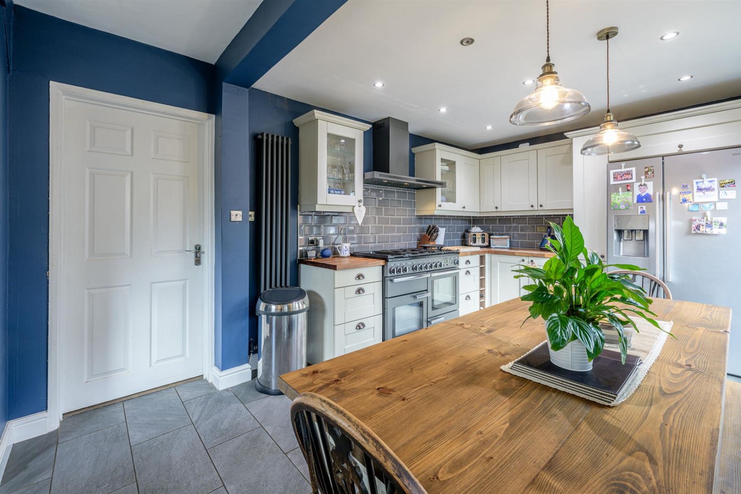 Lawnswood Road, Stourbridge, DY8 5PH