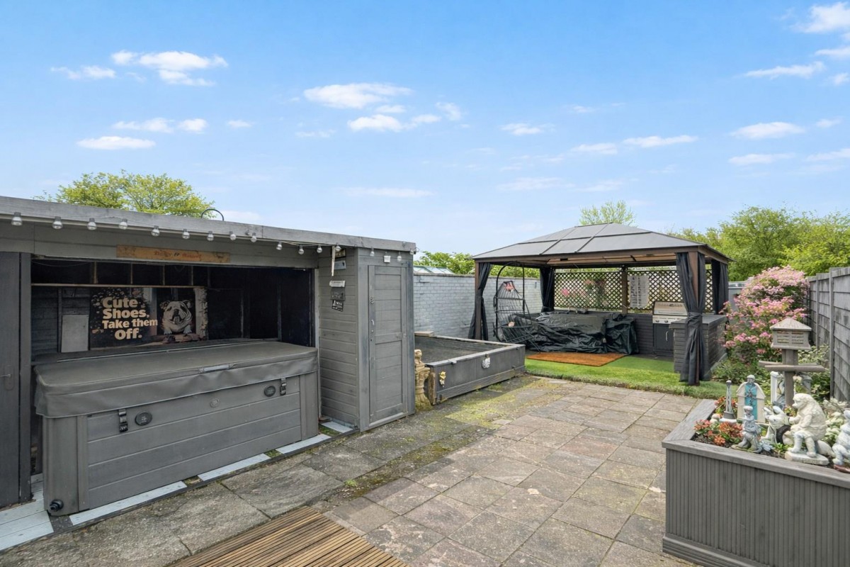 Leysholme Crescent, Leeds