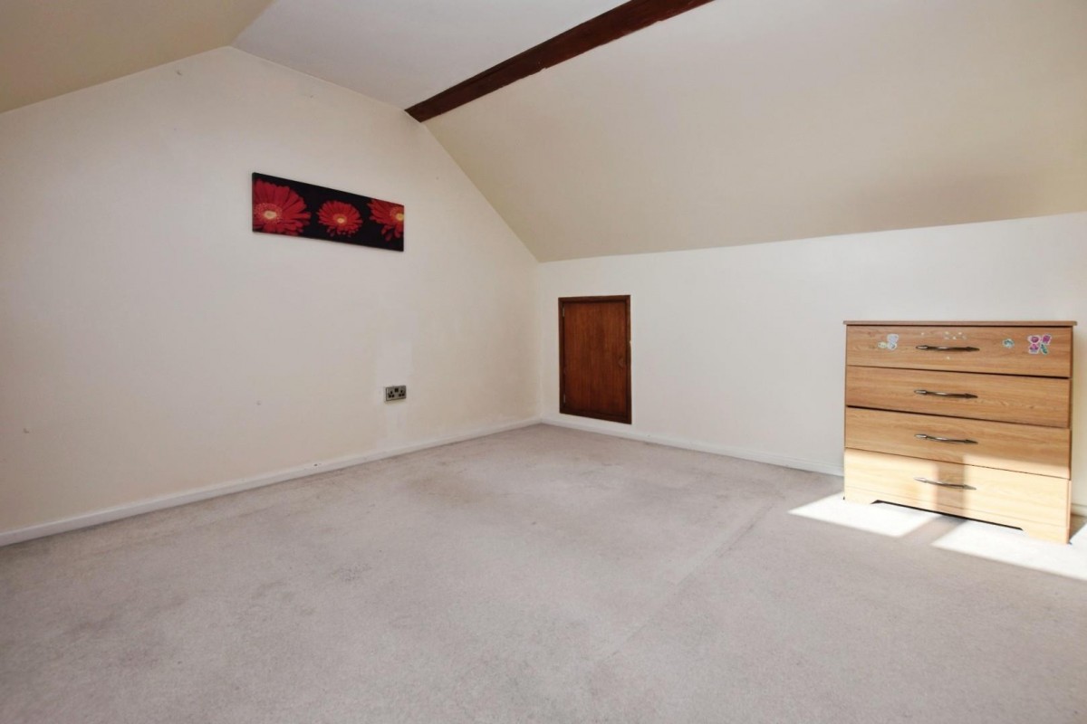 Bishops Avenue, Romford, RM6