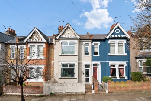 Laurel Gardens, London