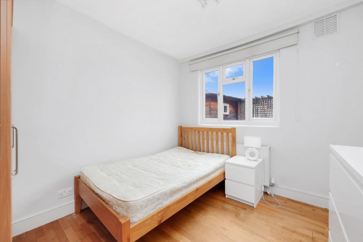 Fortess Grove, Kentish Town, London, NW5