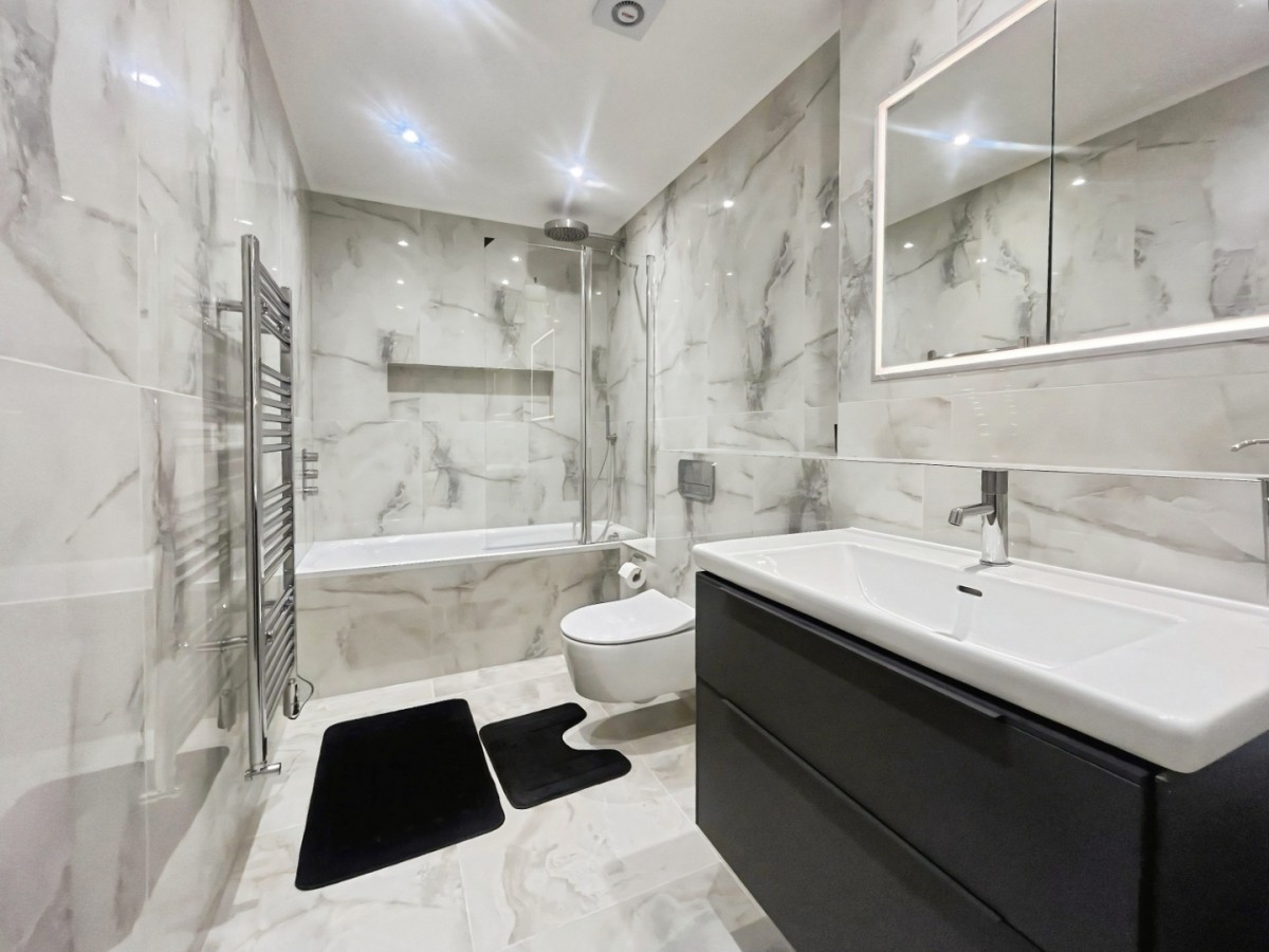 Uxbridge Road, Hanwell