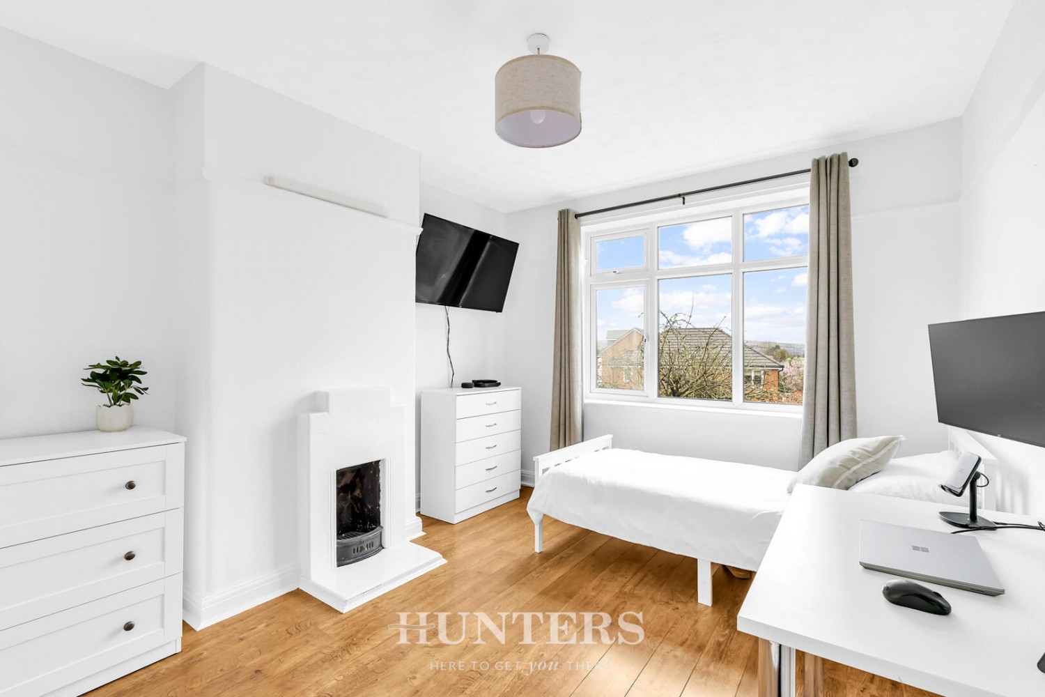 Hollins Drive, Middleton, Manchester, M24