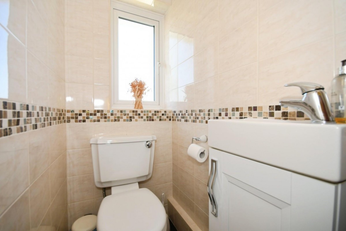 Highfield Lane, Newbold, Chesterfield, S41 8AY