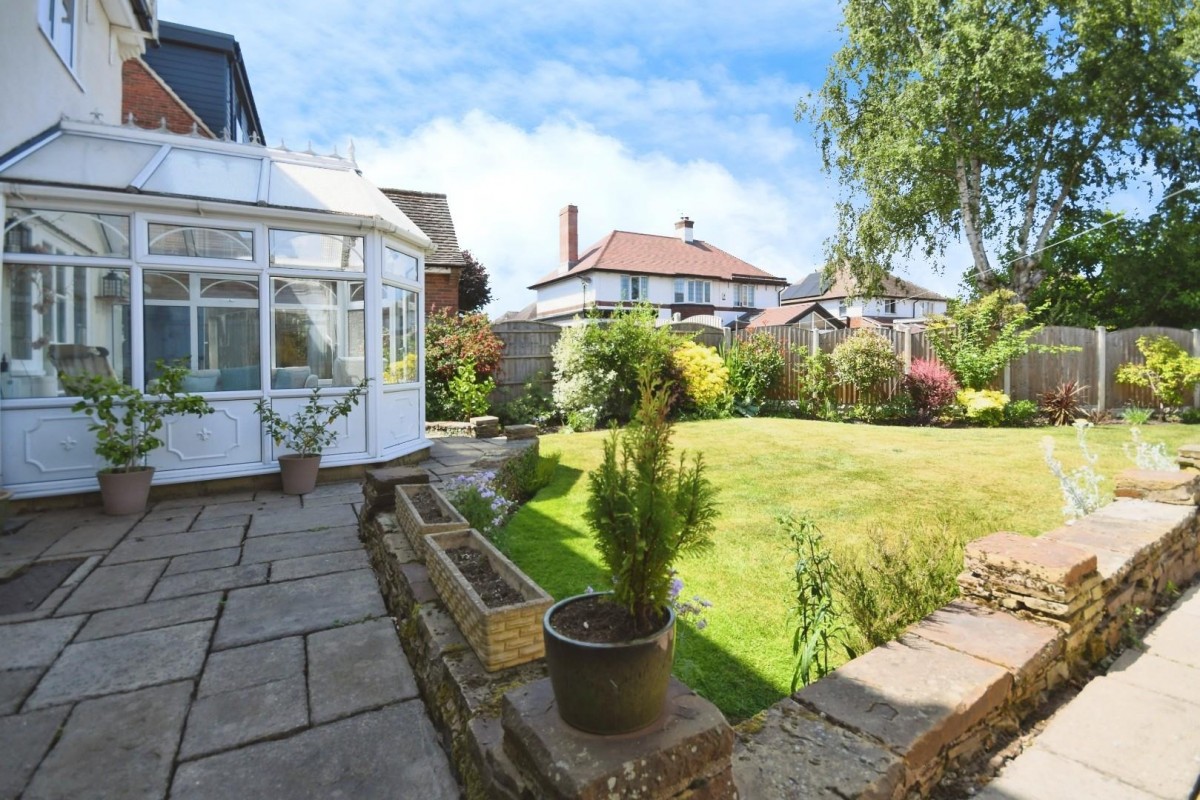 Highfield Lane, Newbold, Chesterfield, S41 8AY