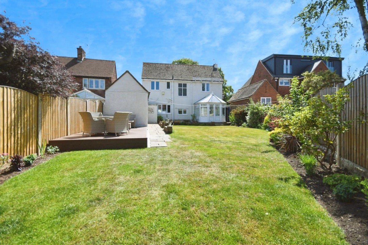 Highfield Lane, Newbold, Chesterfield, S41 8AY