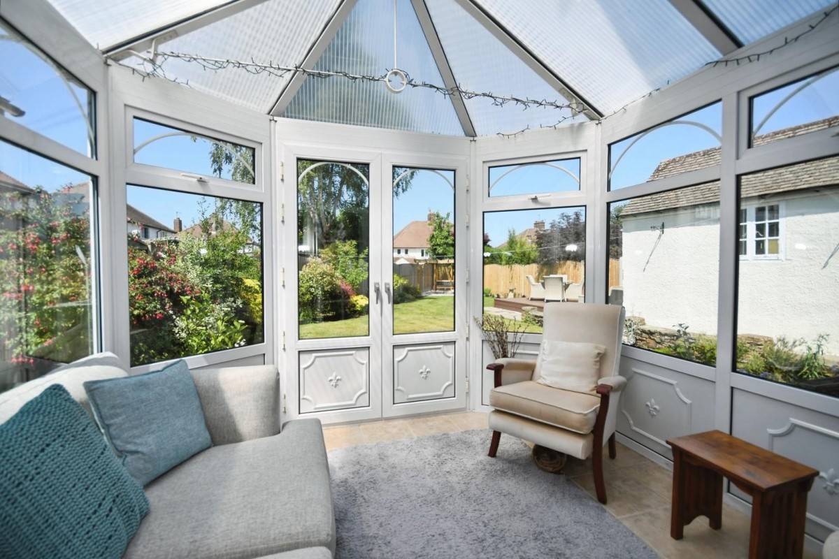 Highfield Lane, Newbold, Chesterfield, S41 8AY