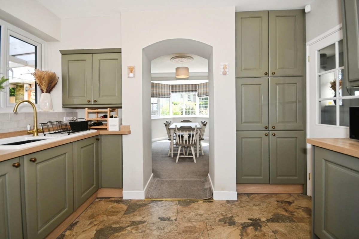 Highfield Lane, Newbold, Chesterfield, S41 8AY