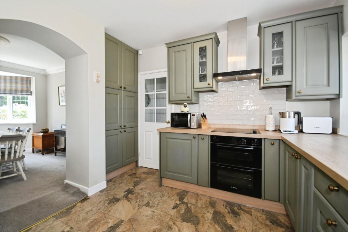 Highfield Lane, Newbold, Chesterfield, S41 8AY