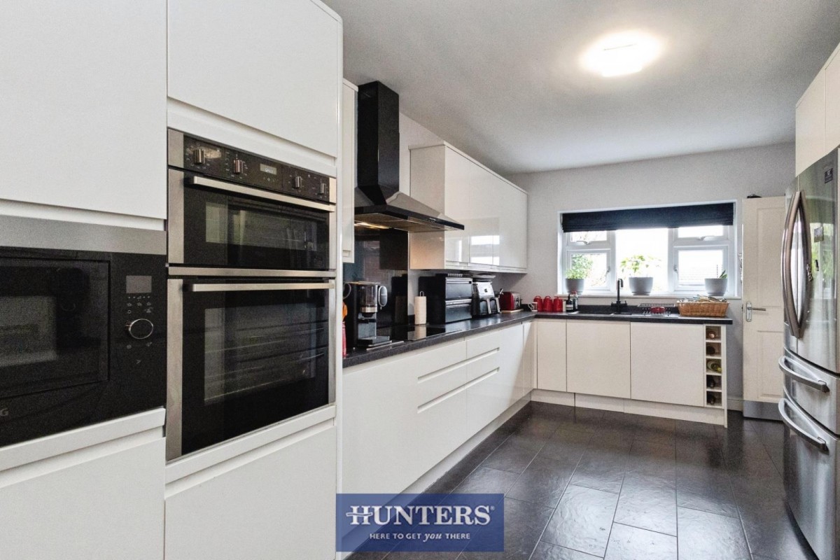 The Mall, Stalybridge