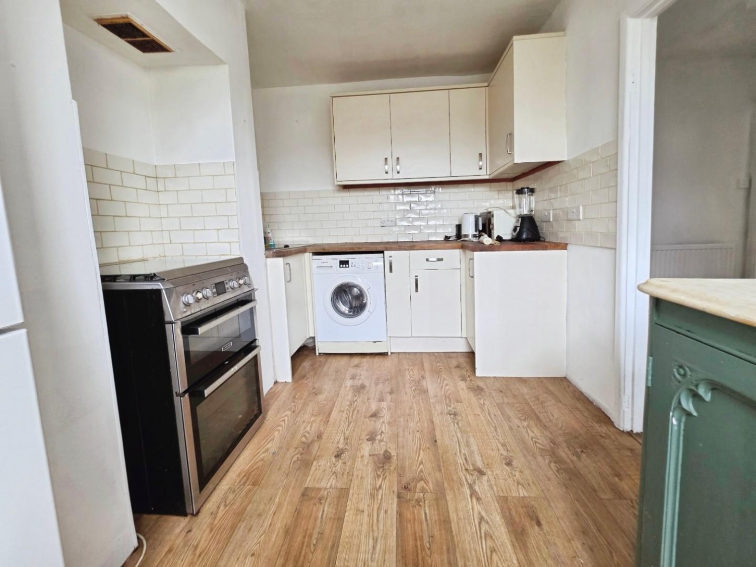 Lower Leazes, Stroud