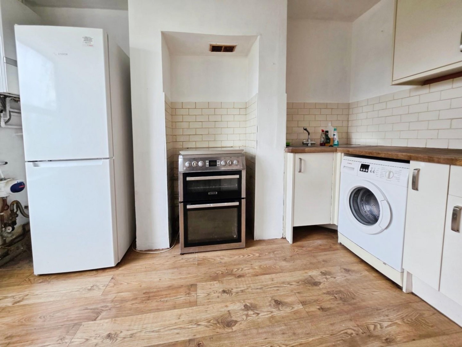 Lower Leazes, Stroud