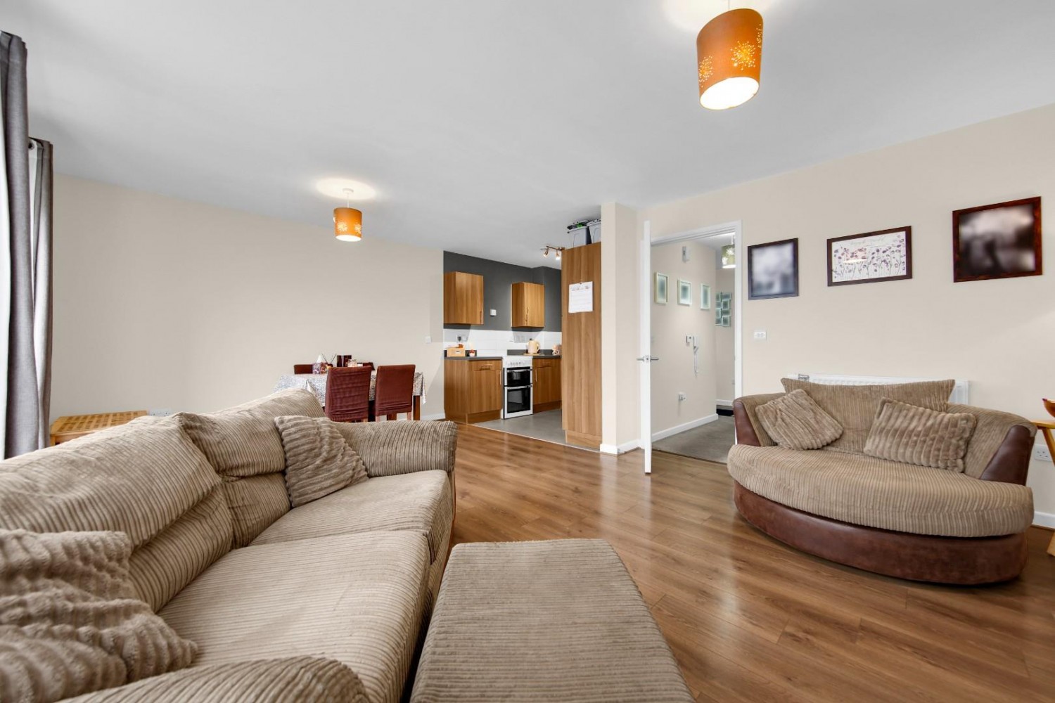 Arneways Avenue, Chadwell Heath, RM6