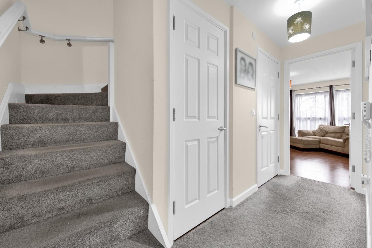 Arneways Avenue, Chadwell Heath, RM6