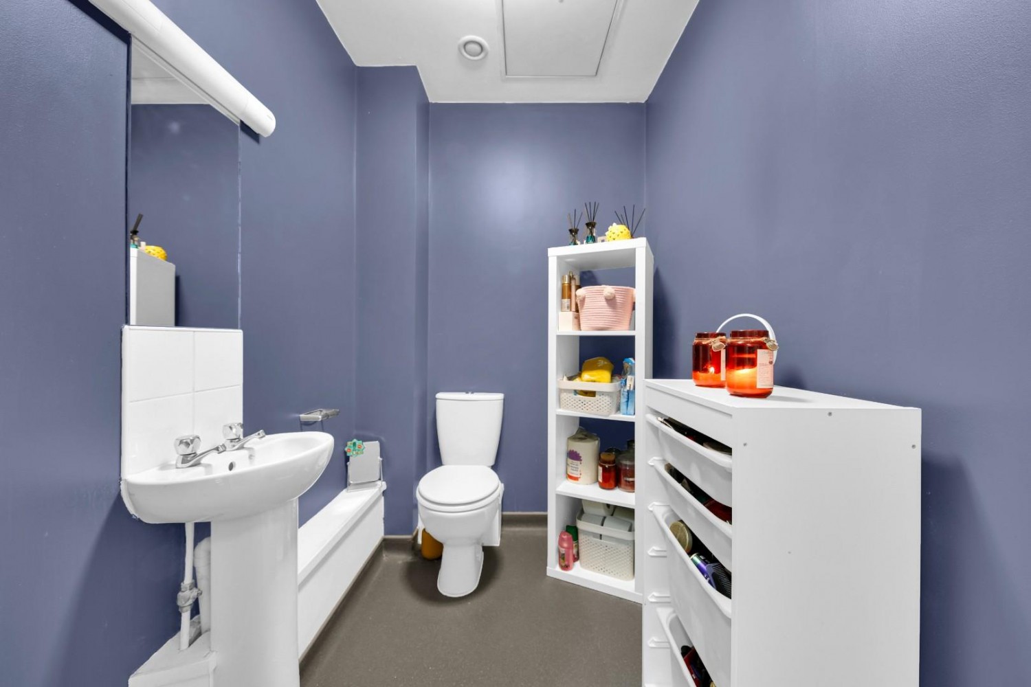 Arneways Avenue, Chadwell Heath, RM6