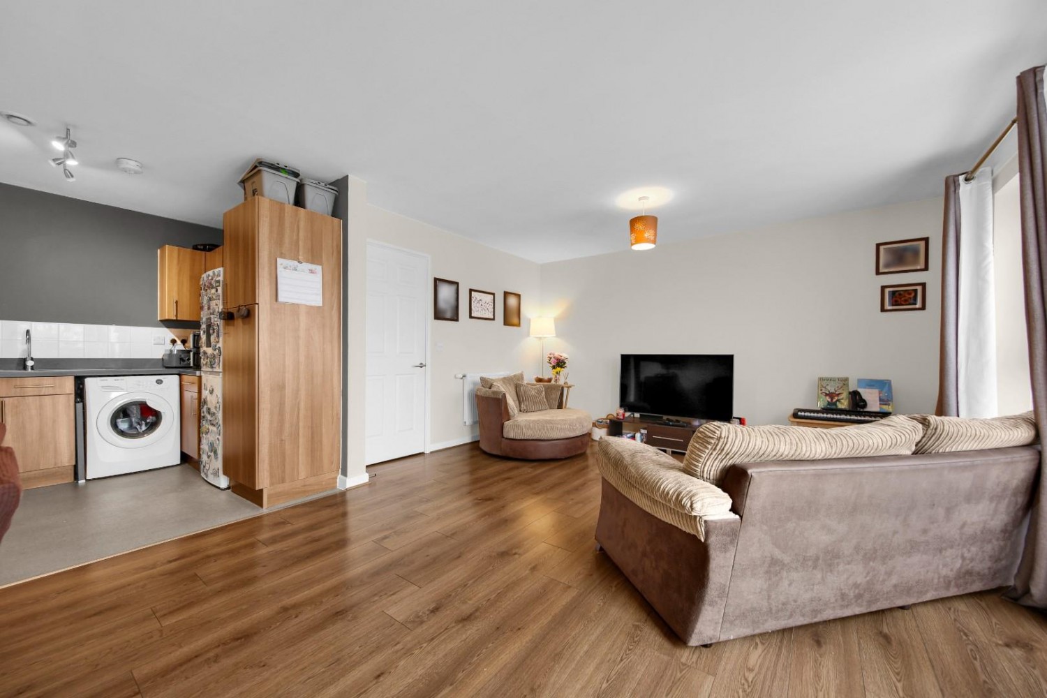 Arneways Avenue, Chadwell Heath, RM6