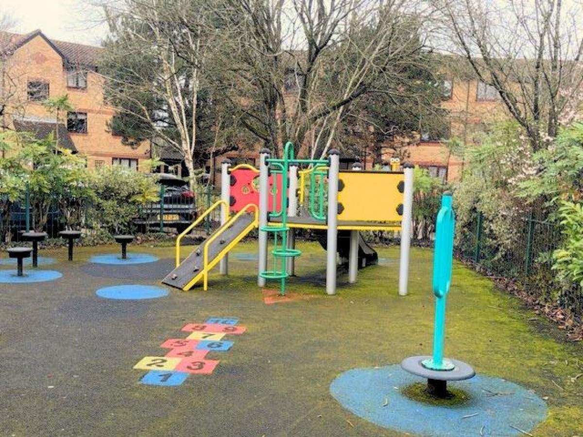 Courtlands Close, Watford