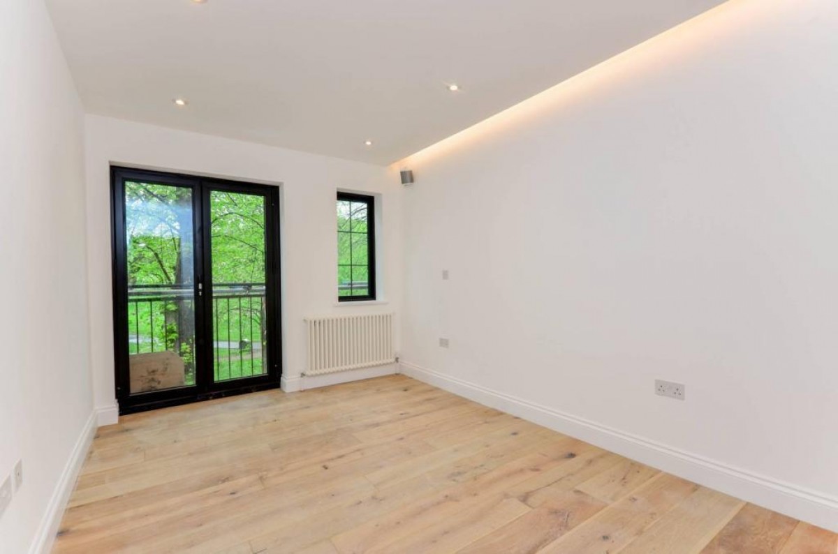 Elers Road, Ealing, London, W13 9QD