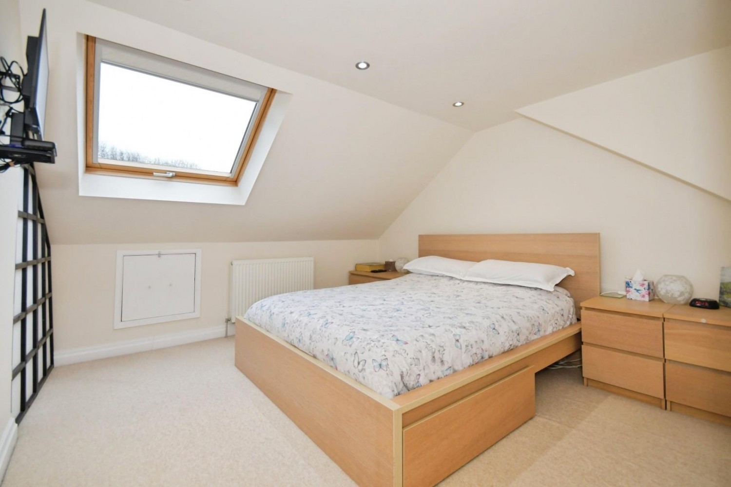 Watersmeet Road, Malin Bridge S6