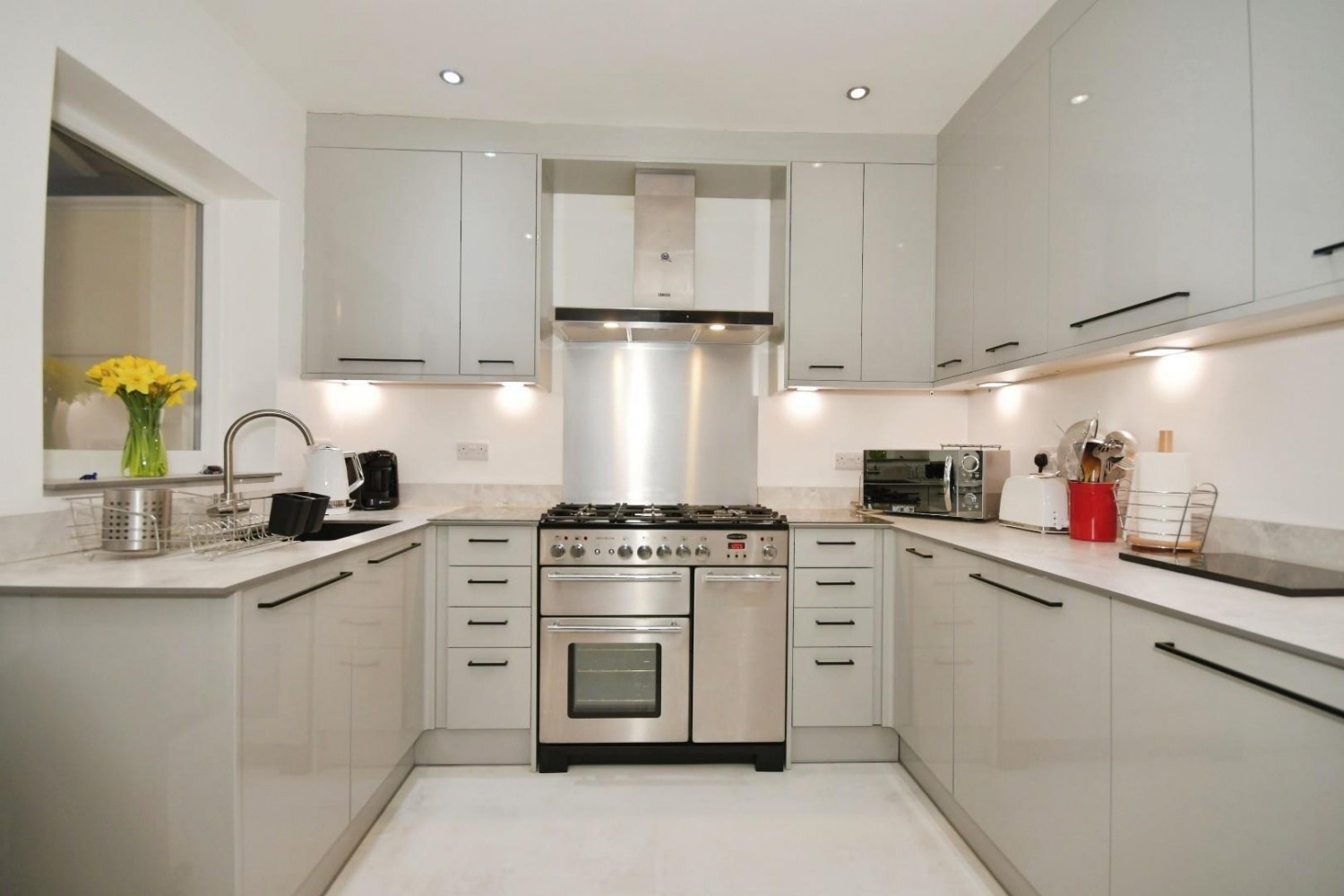 Watersmeet Road, Malin Bridge S6