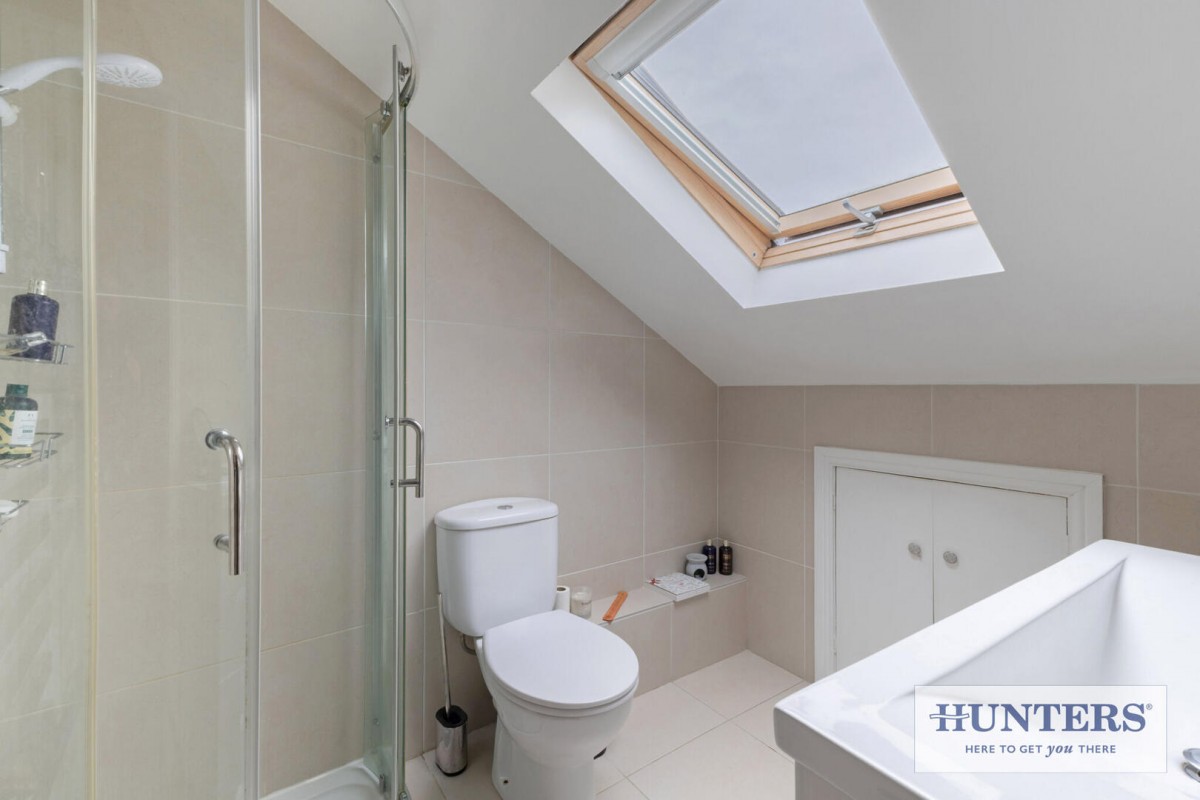 Leafield Place, Yeadon, Leeds