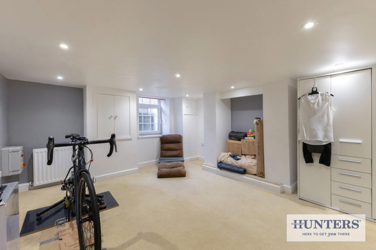 Leafield Place, Yeadon, Leeds