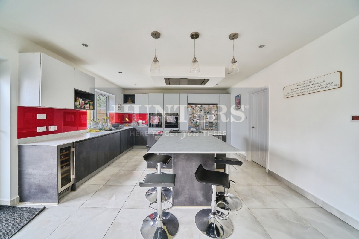 Pinner Park Avenue, Harrow