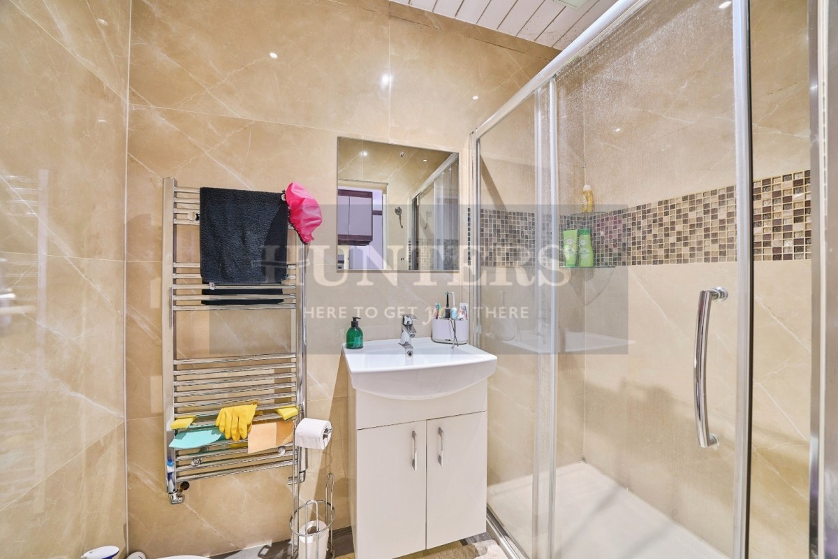 Pinner Park Avenue, Harrow