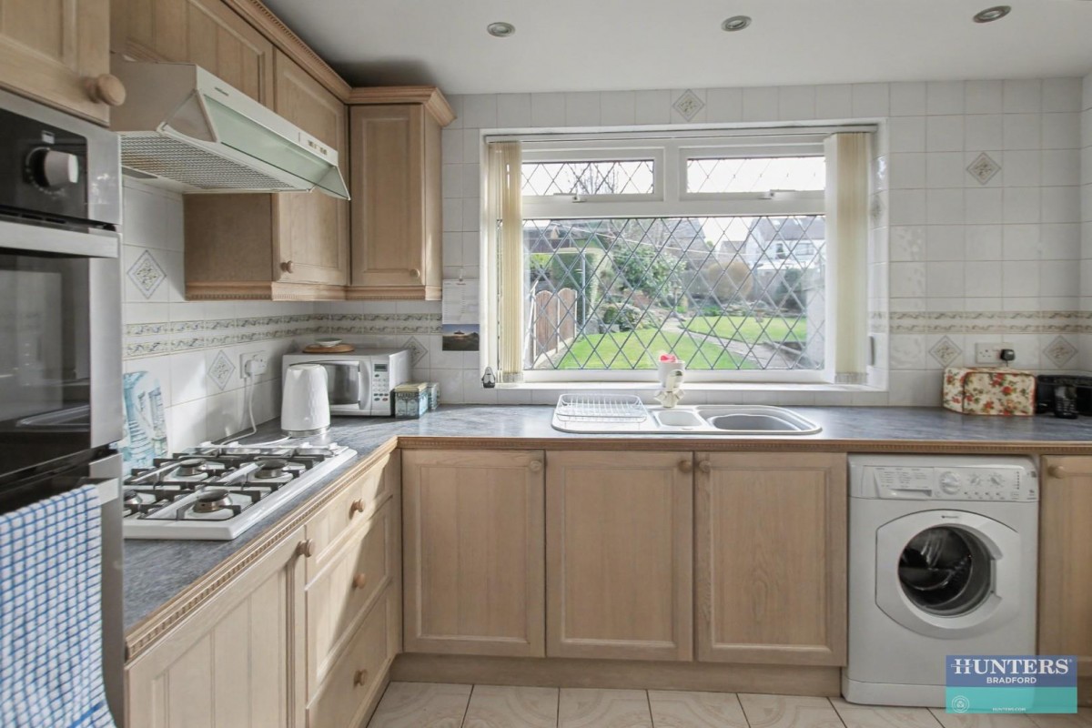 Burras Road Bradford, BD4 7TE