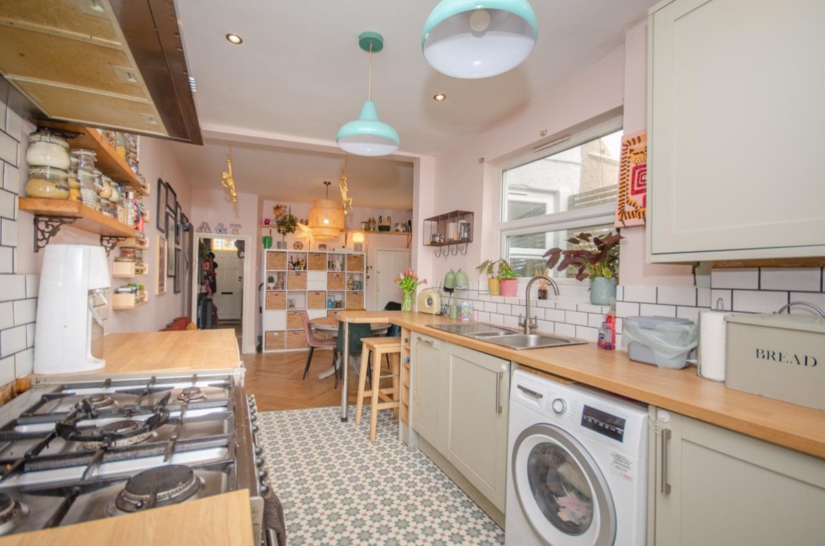 Fox Road, Easton, Bristol BS5 0YA