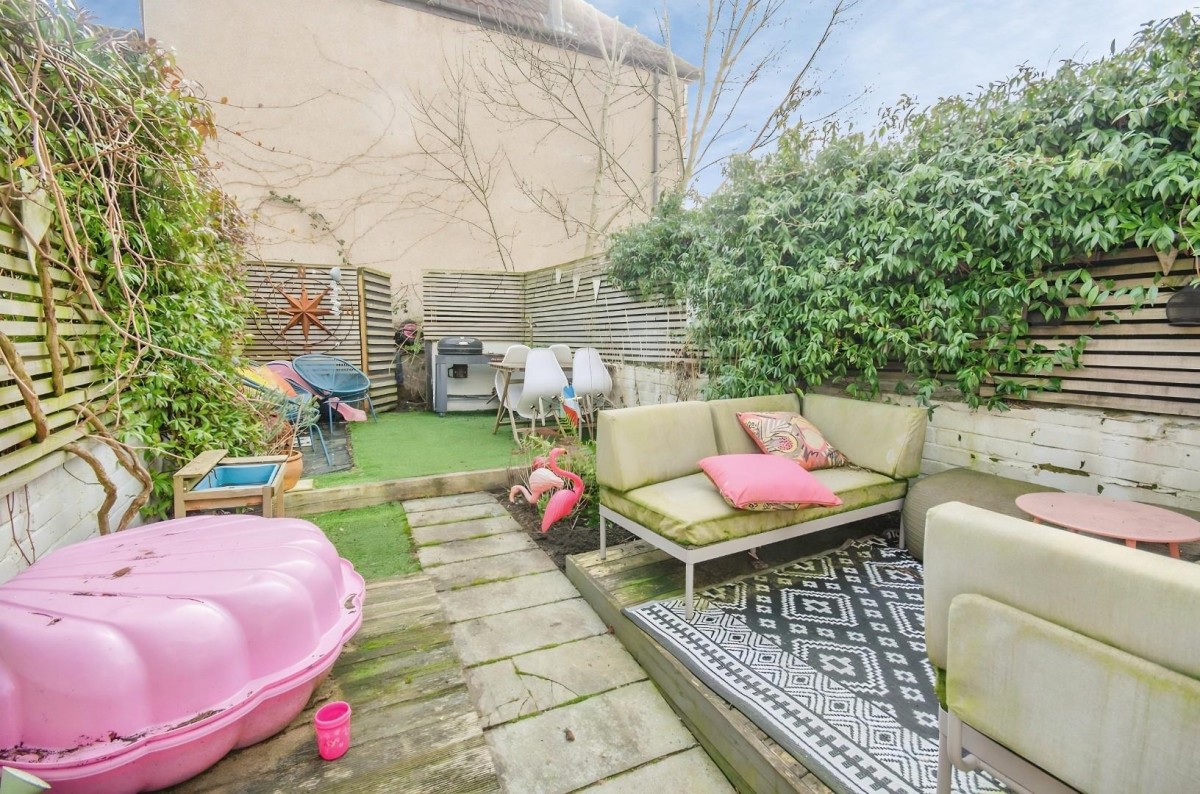 Fox Road, Easton, Bristol BS5 0YA