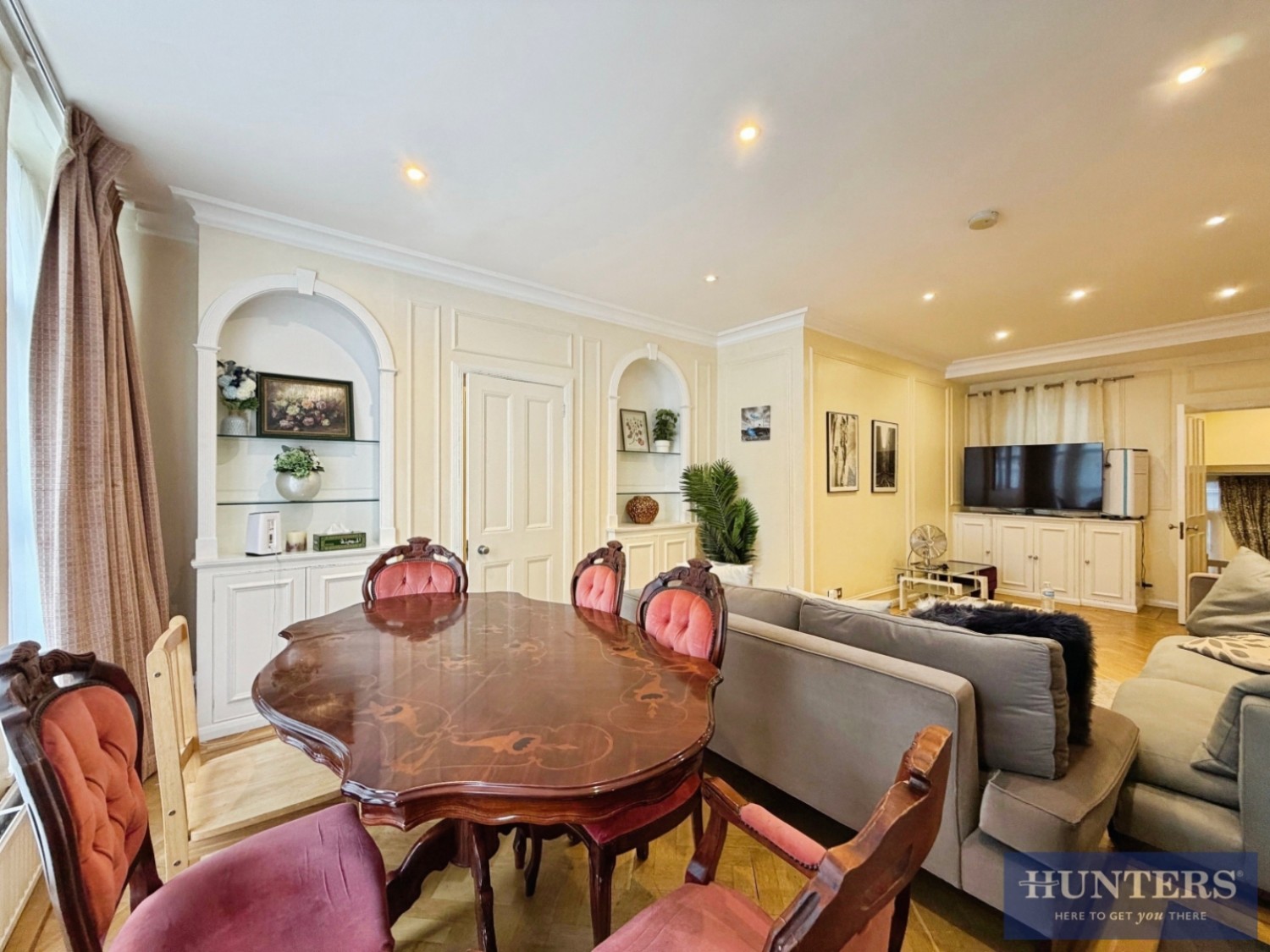 Montagu Mews West, London