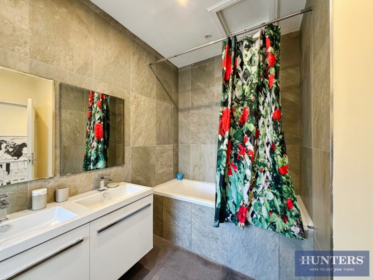 Montagu Mews West, London