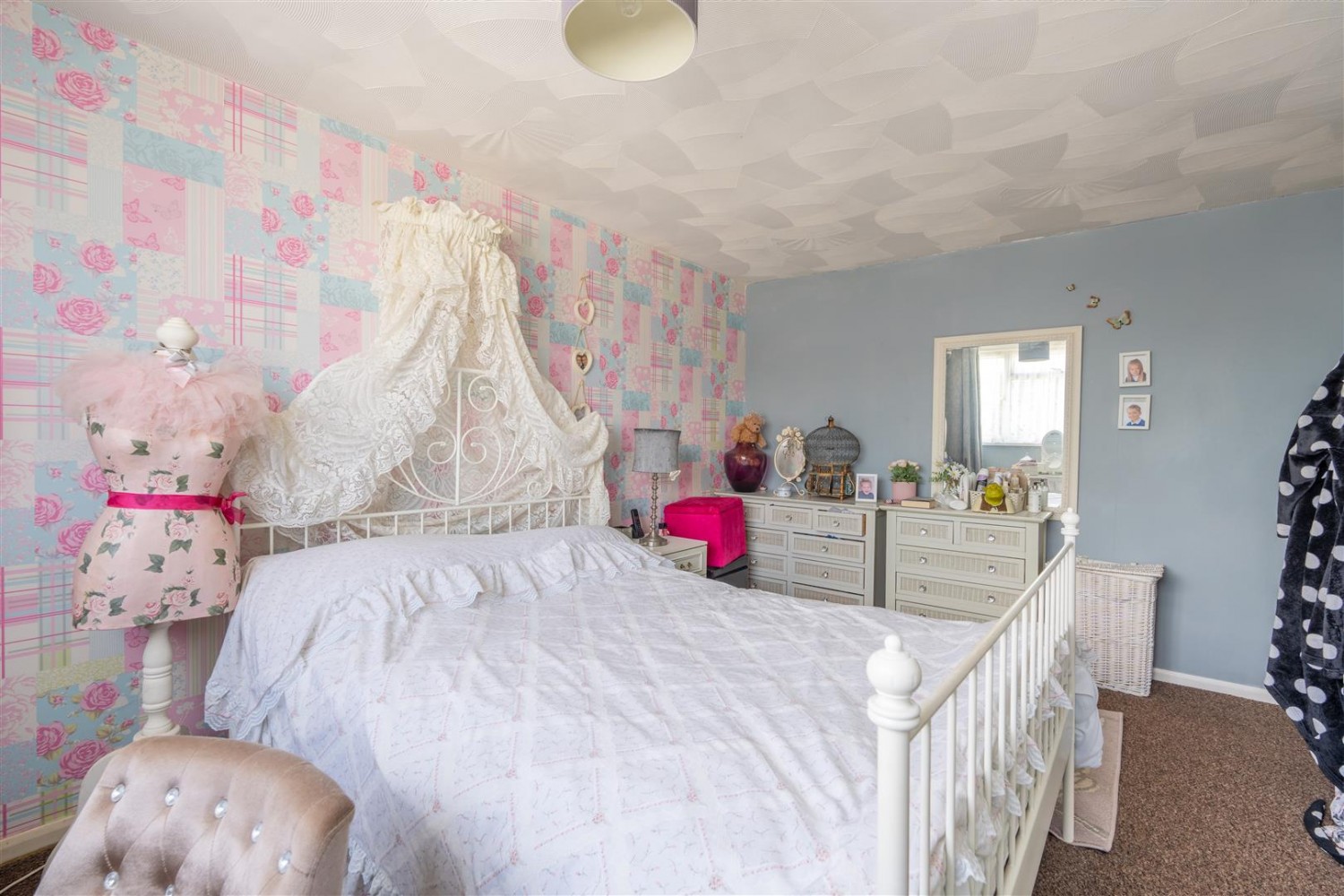 3 bedroom House for sale in Whitchurch Lane, Whitchurch