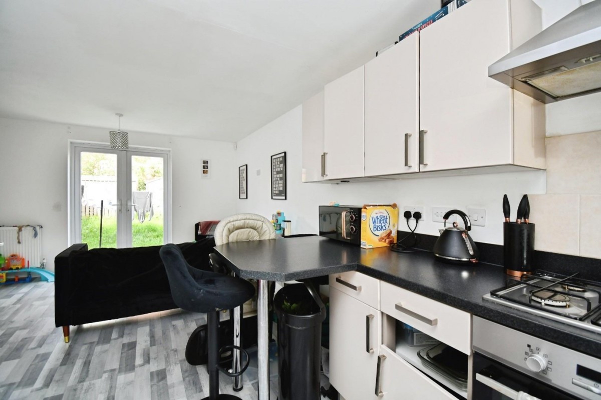 Walkerville Road, Colburn