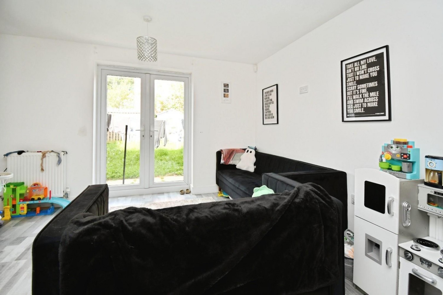 Walkerville Road, Colburn