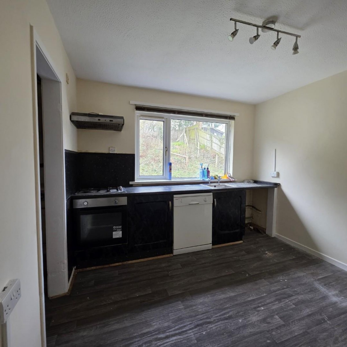 Pleasant View, Aberkenfig, Bridgend