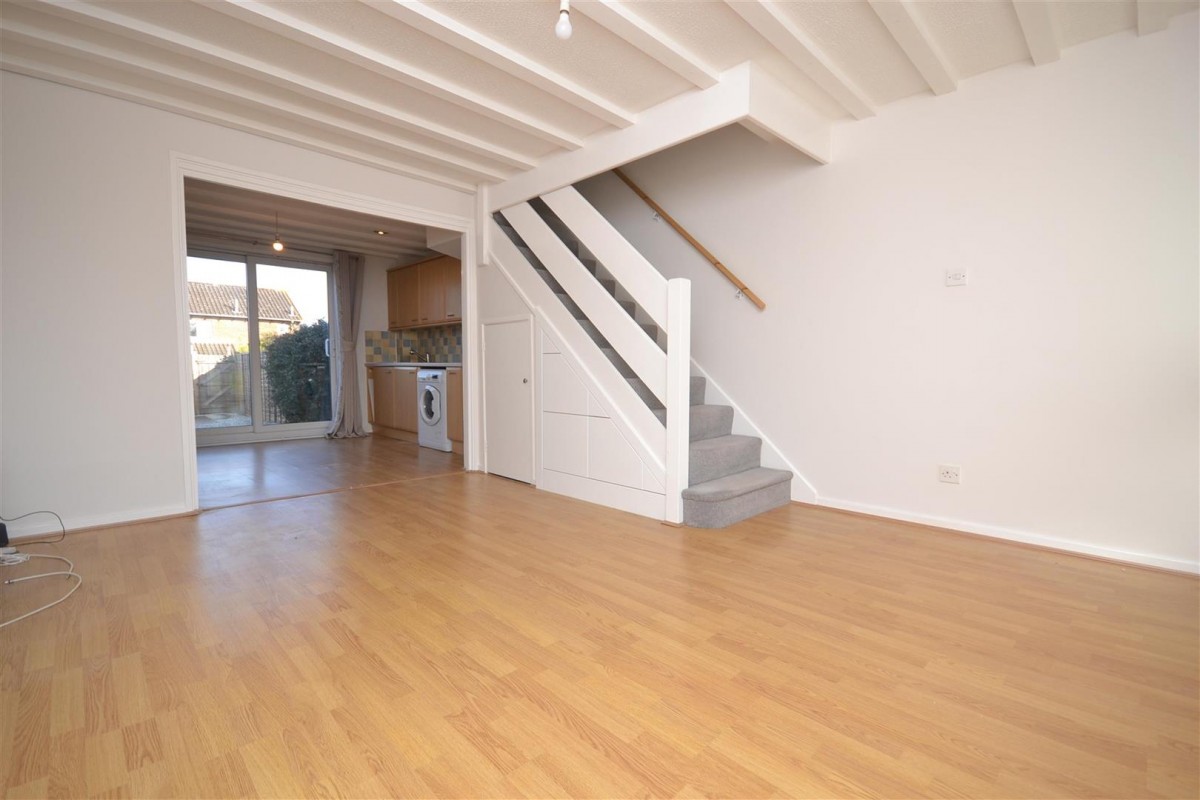 Chilcombe Way, Lower Earley, Reading, RG6 3DA