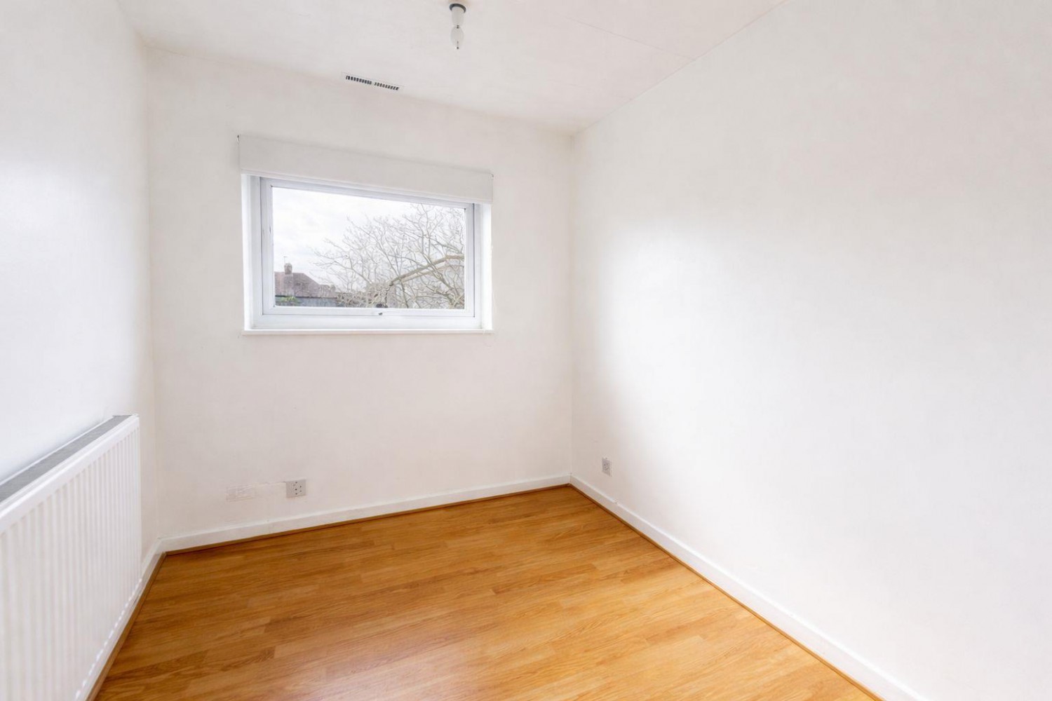 Handside Close, Worcester Park, Surrey, KT4