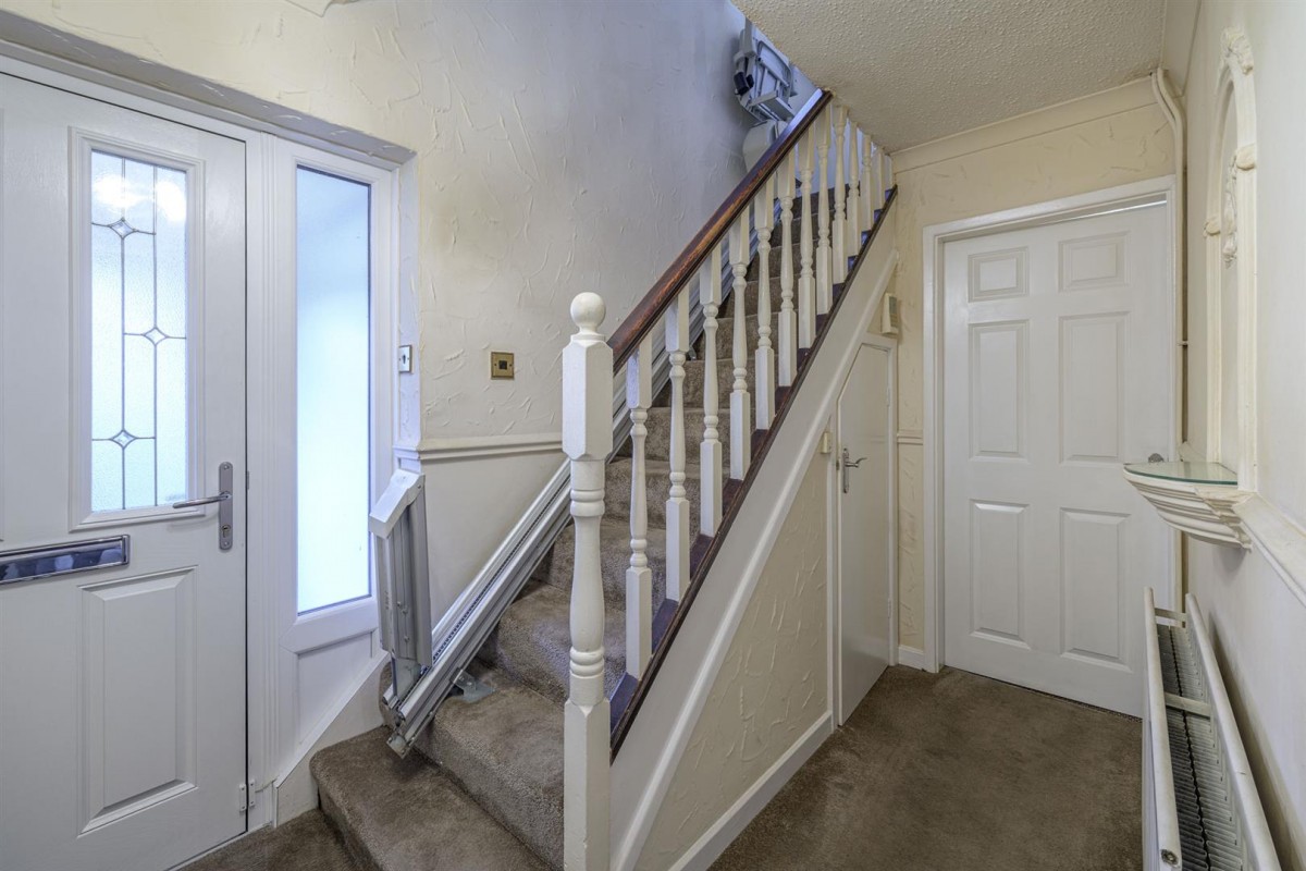 Francis Close, Kingswinford, DY6 7RW